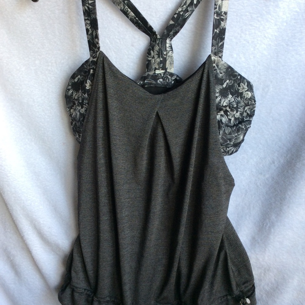 Lululemon athletic top